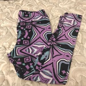 LuLaRoe geometric leggings!